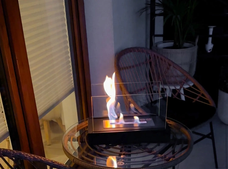 Glow Freestanding Bioethanol Fireplace – Black