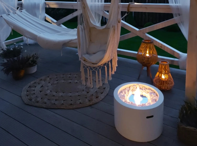 Moon Freestanding Bioethanol Fireplace – White